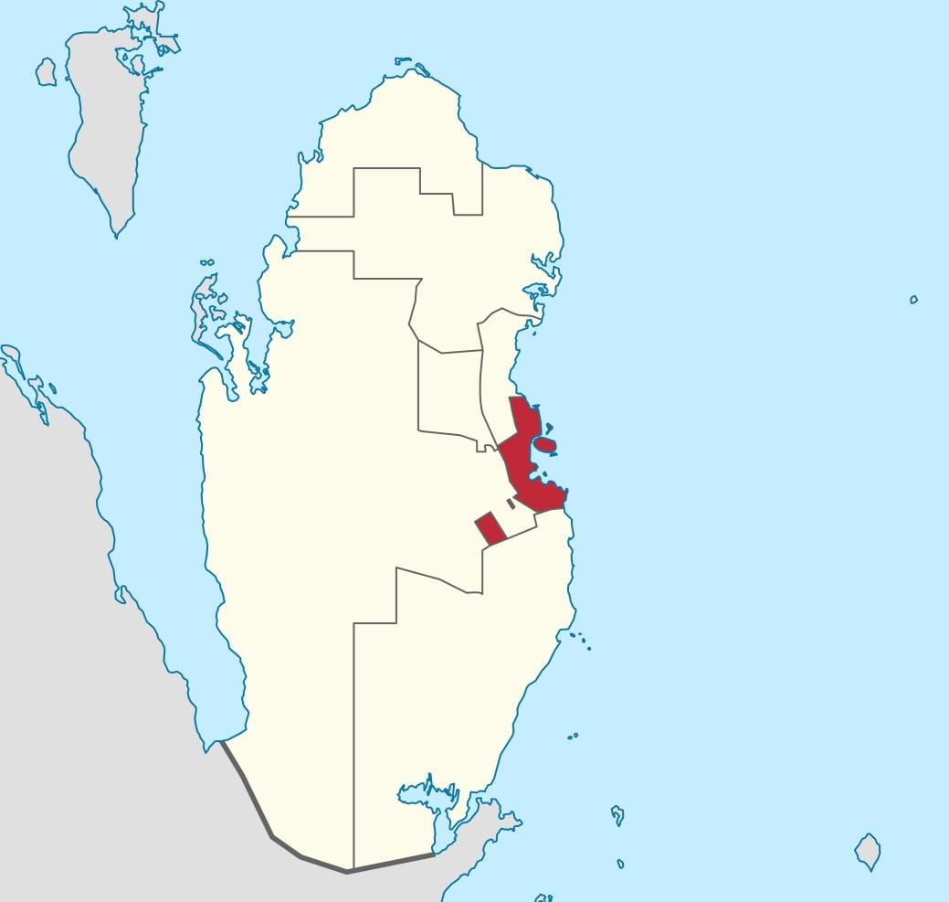 Kaart van doha in qatar locatie op de wereld